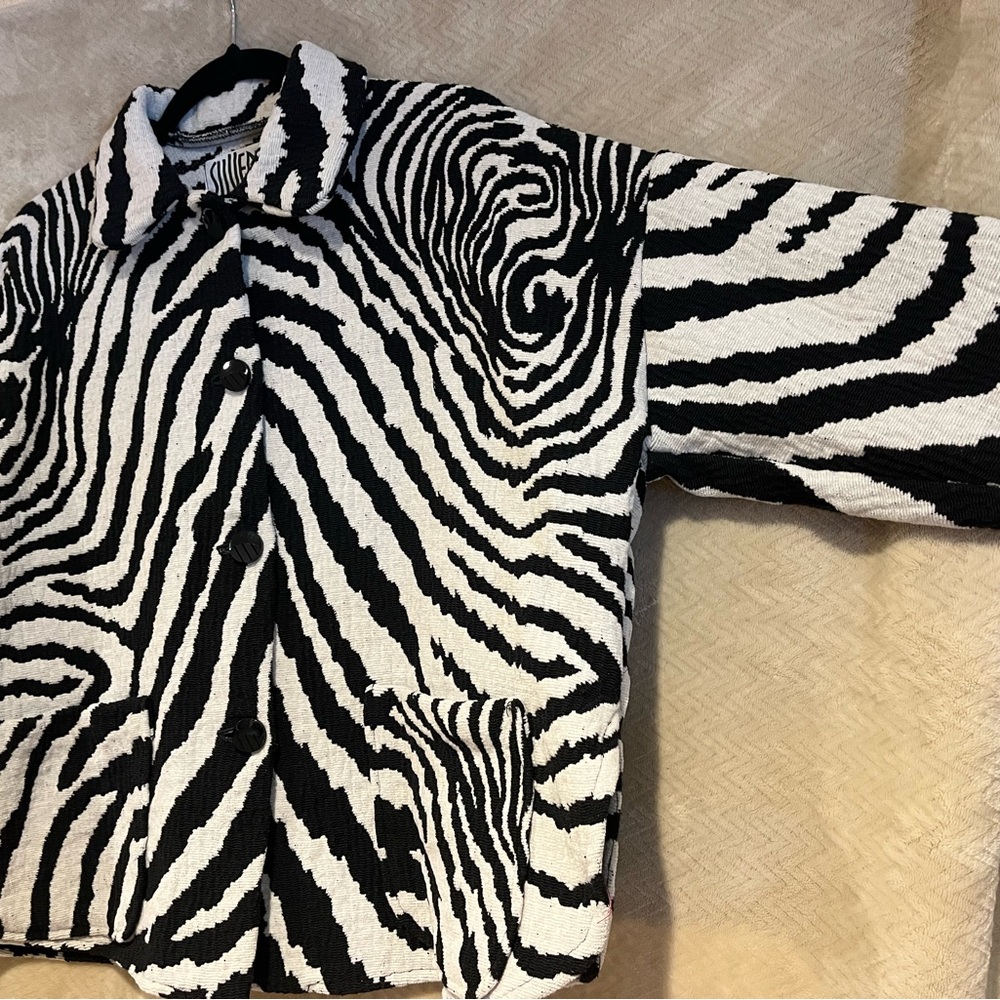 Vintage Patterned Jacket - image 5